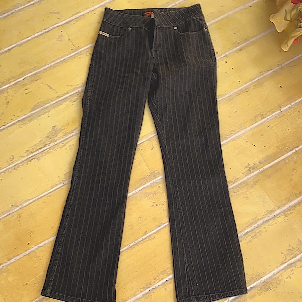 Flavour pinstripe jeans wide leg size 12 stretch,